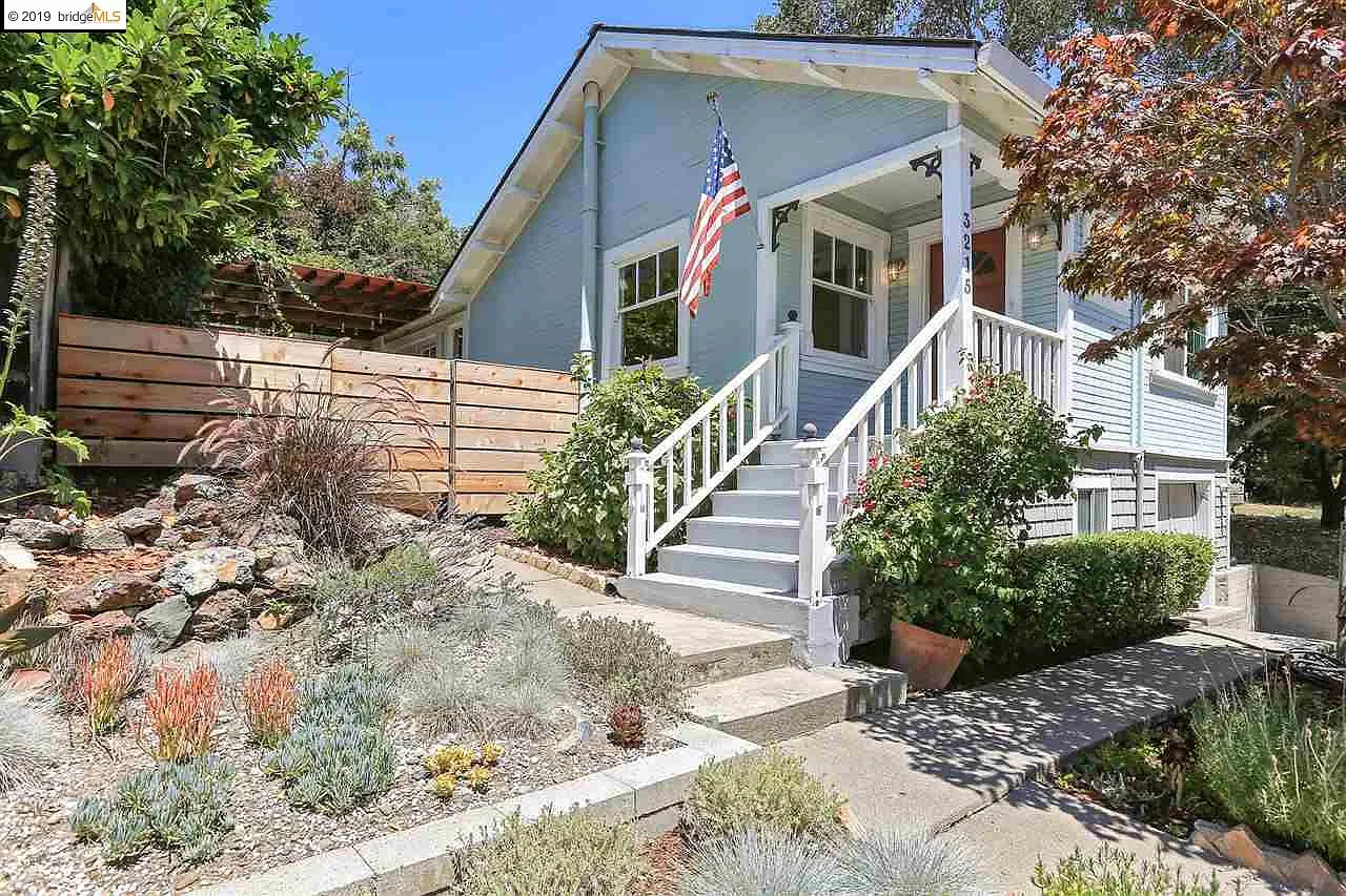 3215 Morcom Ave photo 1