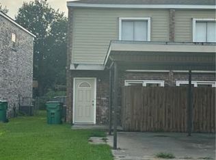 8600 Crochet Ave, River Ridge, LA 70123