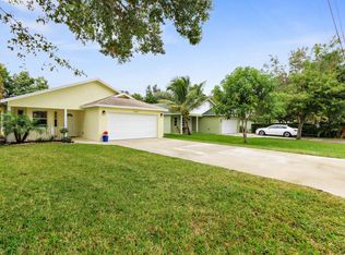 17633 Cinquez Park Rd W, Jupiter, FL 33458