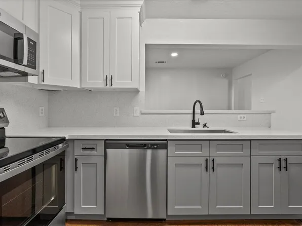 2114 Roatan Calle, Dickinson, TX 77539