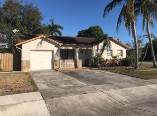 2005 SW 86th Ave, North Lauderdale, FL 33068