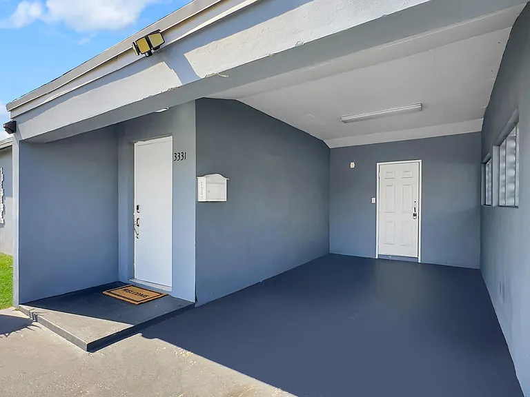 3331 Lake Ave — Photo 27