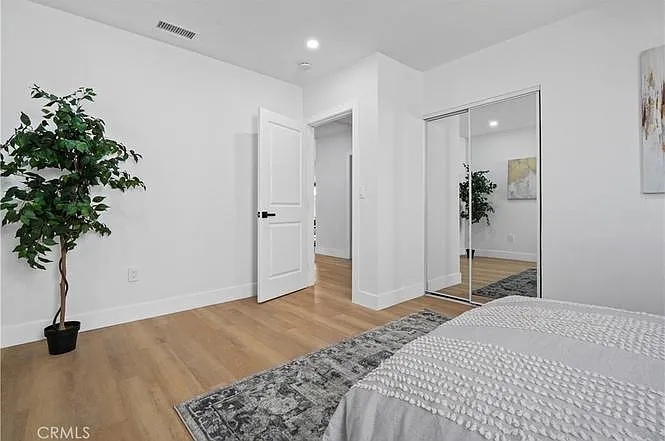856 Newton St #856 — Photo 22