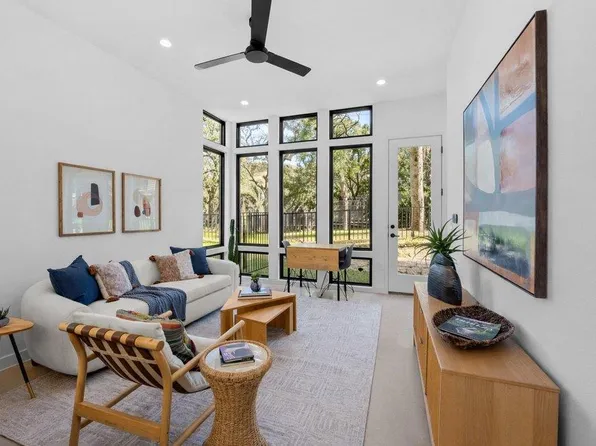 219 Lessin Ln #10A, Austin, TX 78704