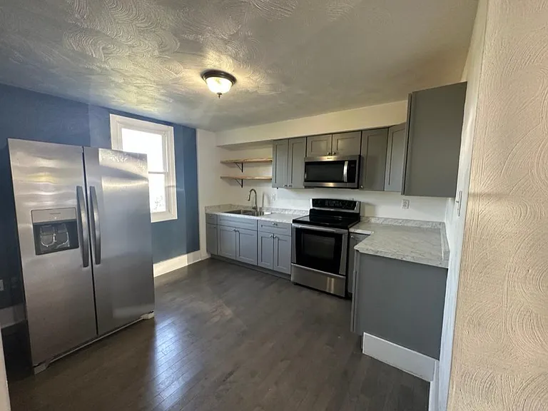 2971 Ruthwood Ave #1F — Photo 3