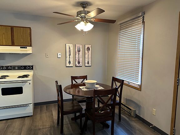5th image of 309 Carver St #4B