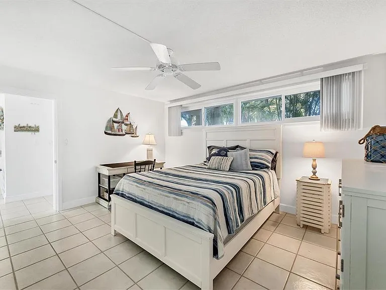 500 S Washington Dr #3A — Photo 16