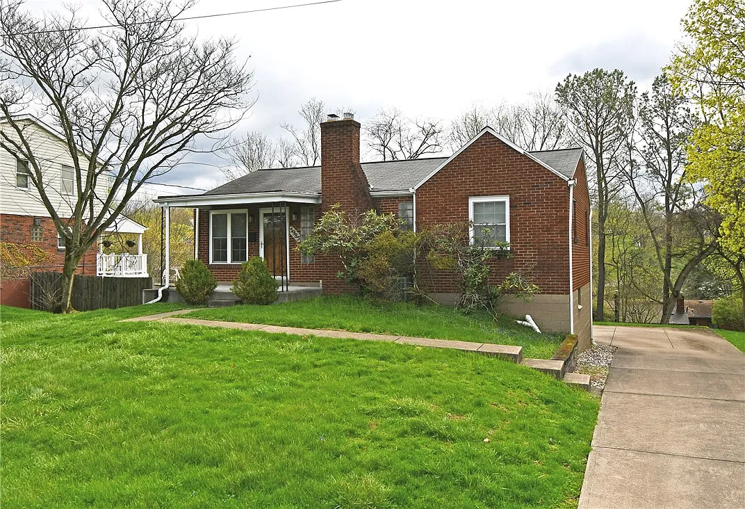 5985 Murdock Ave photo 1