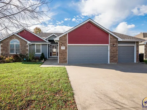4423 SW Misty Harbor Ave, Topeka, KS 66610