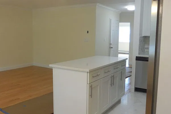 Rented by Horowitz Real Estate | media 25