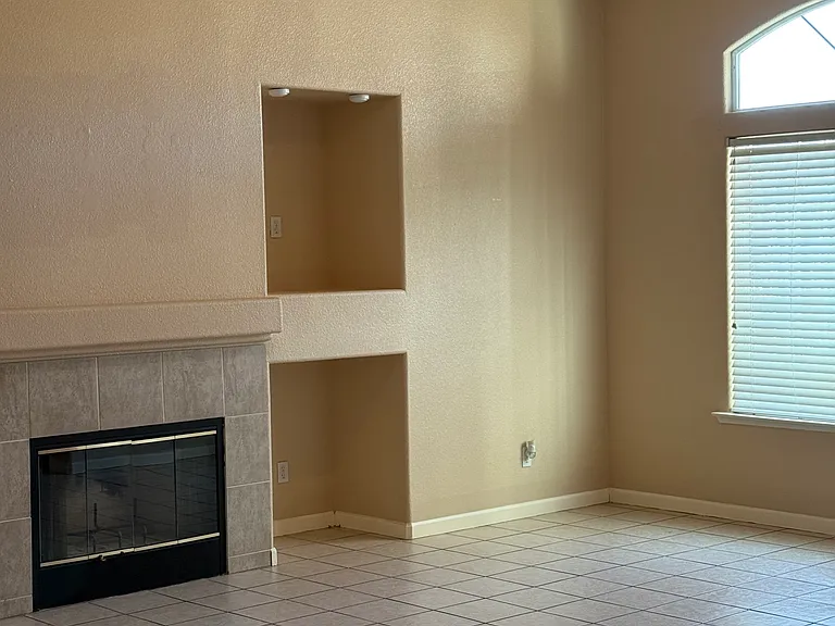 5518 E Byrd Ave — Photo 29