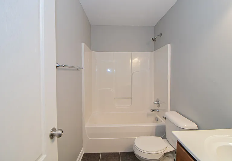 1718H Thistlewood Dr — Photo 16