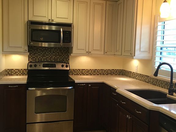 2nd image of 2645 Driftwood Dr