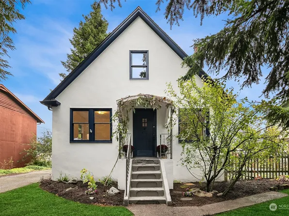 8148 34th Avenue SW, Seattle, WA 98126