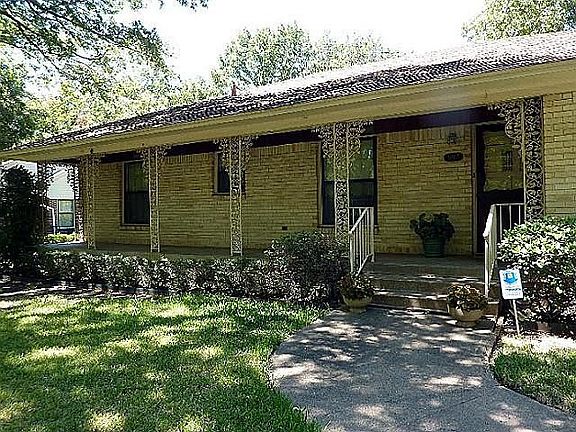 4th image of 9807 Losa Dr