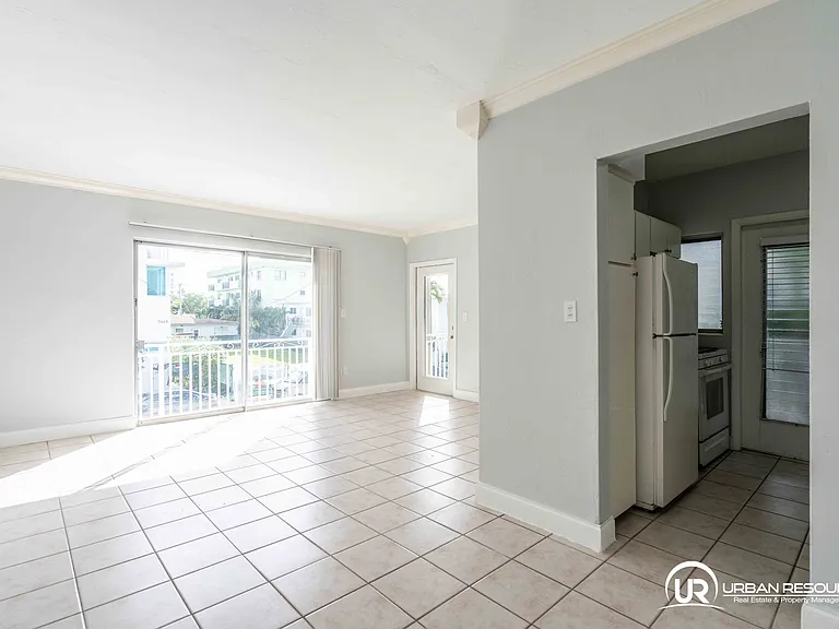 7640 Carlyle Ave #7A — Photo 11