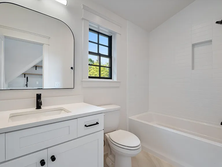1816 Wildwood Ave — Photo 41