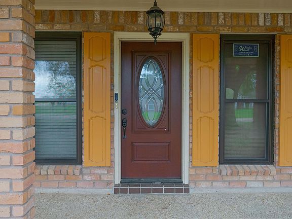 2nd image of 14213 Elmbridge Ave