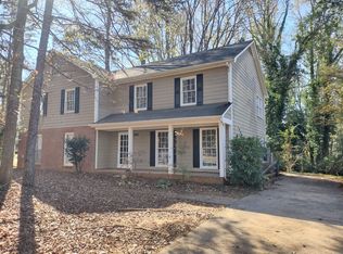 5948 Deveron Dr, Charlotte, NC 28211