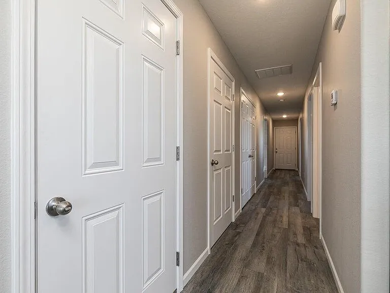 675 Joycee Ln — Photo 6