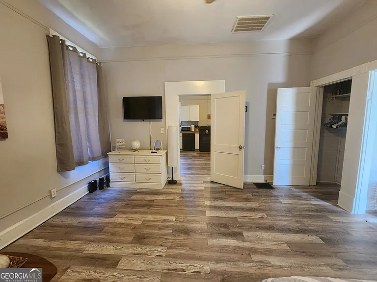 917 Oakview Ave #5 — Photo 12