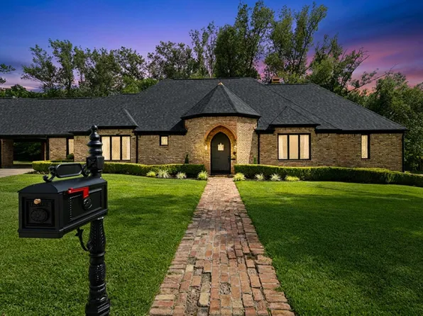 705 Slaydon St, Henderson, TX 75654