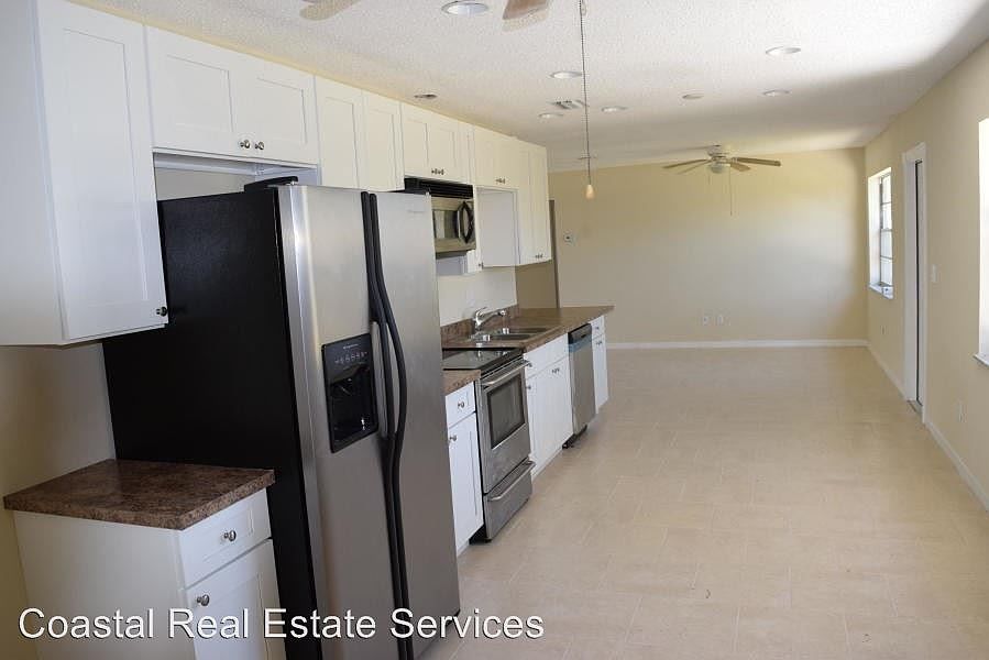 1st image of 1657 Se Floresta Drive