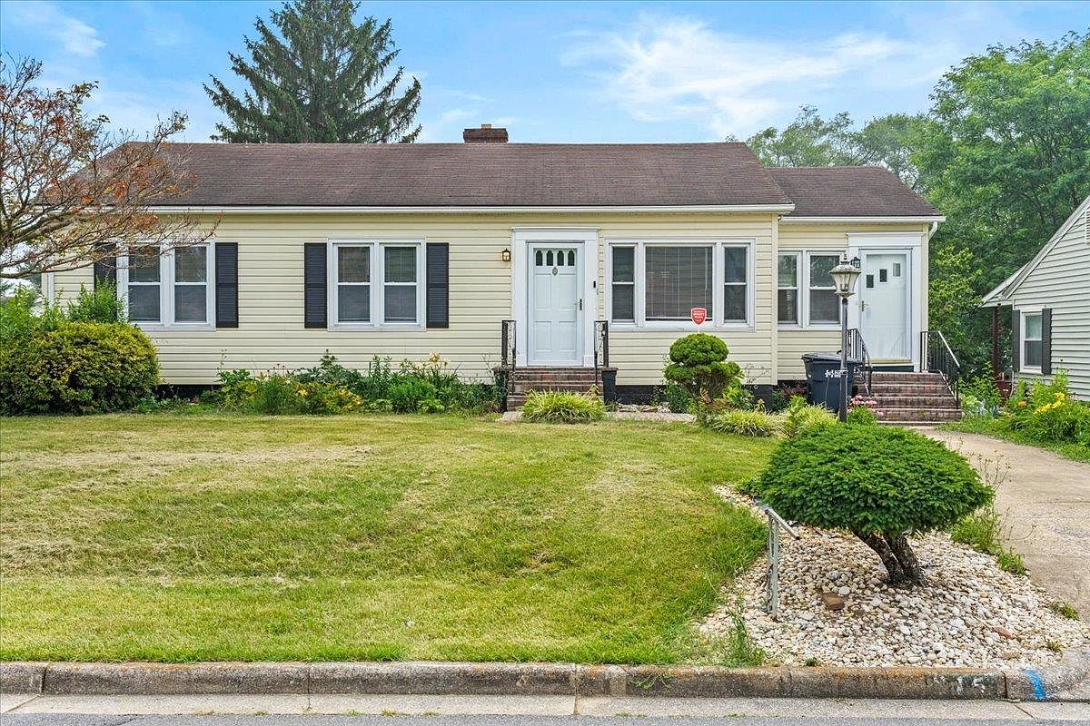 815 Spotswood Dr, Harrisonburg, VA 22802 MLS 643203 Zillow