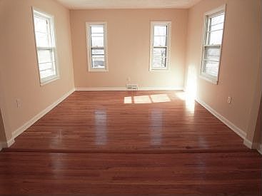 5th image of 308 Glenview Pkwy