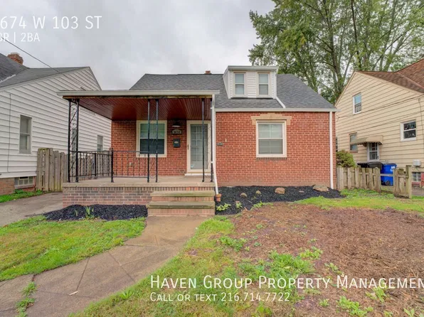 3674 W 103rd St, Cleveland, OH 44111
