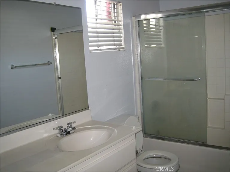 14920 Eureka Ct — Photo 12