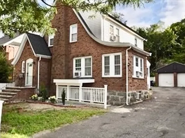 1103 Morton St, Mattapan, MA 02126