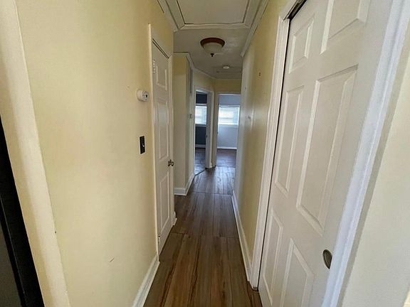 4th image of 1184 Oxford St