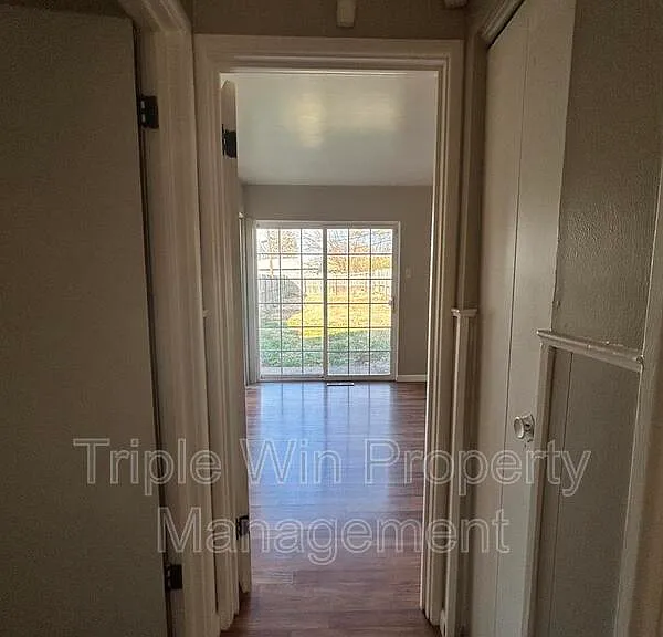 7515 Alaska Ave — Photo 35