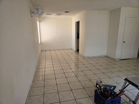 4th image of 2605 Sierra Madre Dr