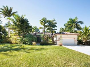 17254 SW 92nd Ave, Palmetto Bay, FL 33157