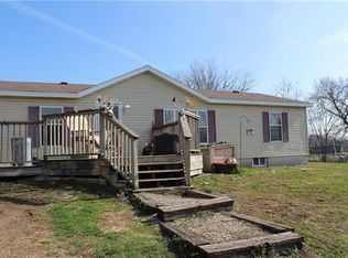 8199 NE Crouch Rd, Cameron, MO 64429