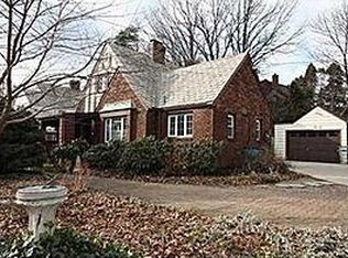 902 Summer Pl, Pittsburgh, PA 15243