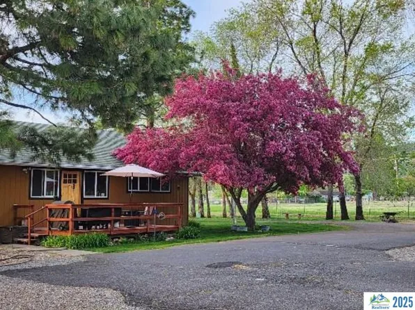 675 W County Rd #43, New Pine Creek, OR 97635