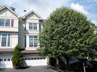 53 Winding Rdg, Oakland, NJ 07436