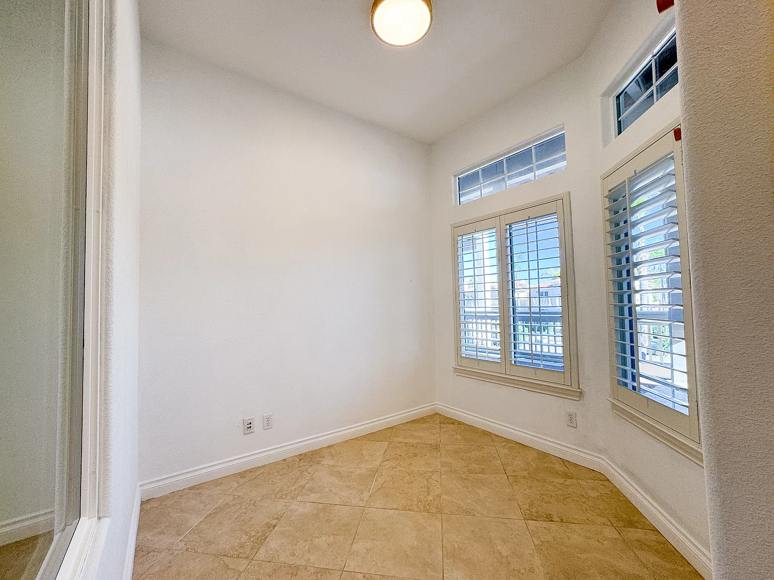 2523 Navarra Dr Unit 103 — Photo 4