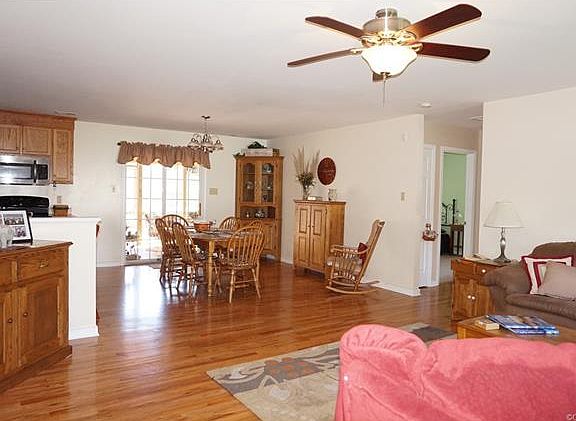 4th image of 10913 Tuscola Dr
