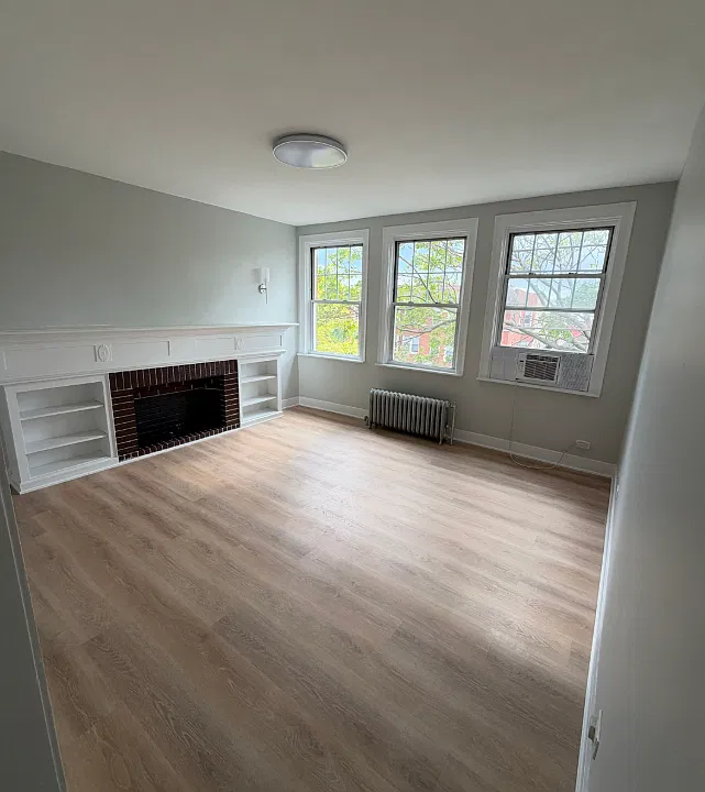 1508 W Fargo Ave #3W