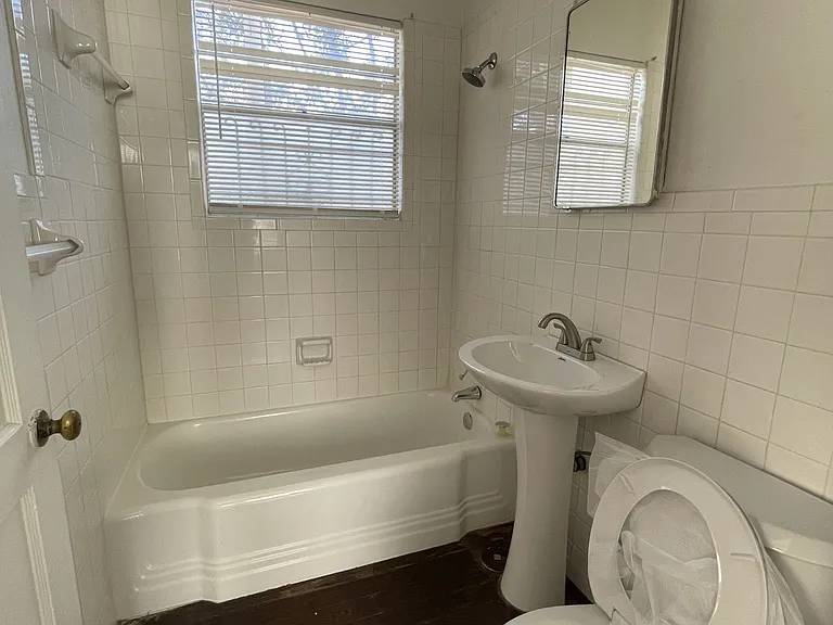 326 E Mistletoe Ave #3 — Photo 13