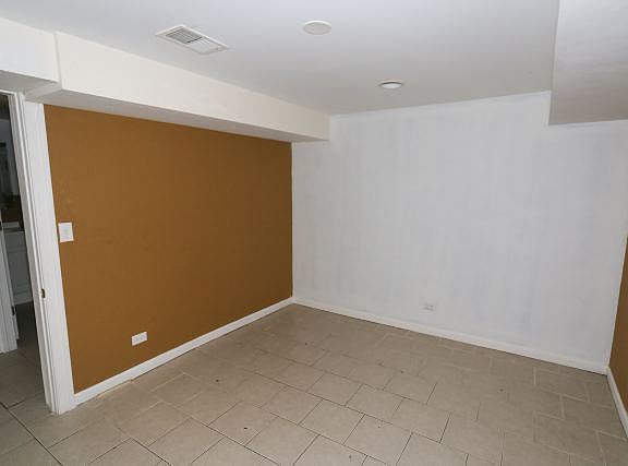 2nd image of 1938 N Drake Ave #Garden