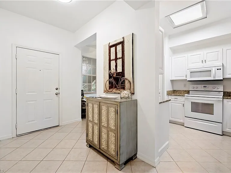 2345 Carrington Ct #6-102 — Photo 4