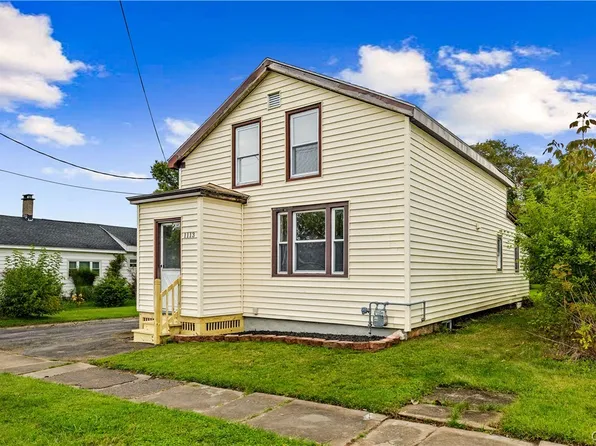 1113 Leeds St, Utica, NY 13501