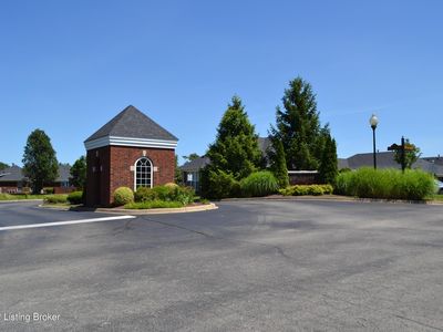 8409 Aspen Glen Way, Louisville, KY, 40228
