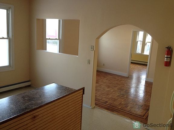 5th image of 251 Munn Ave APT 1