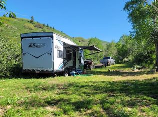 11607 E Middle Fork Dr, Huntsville, UT 84317